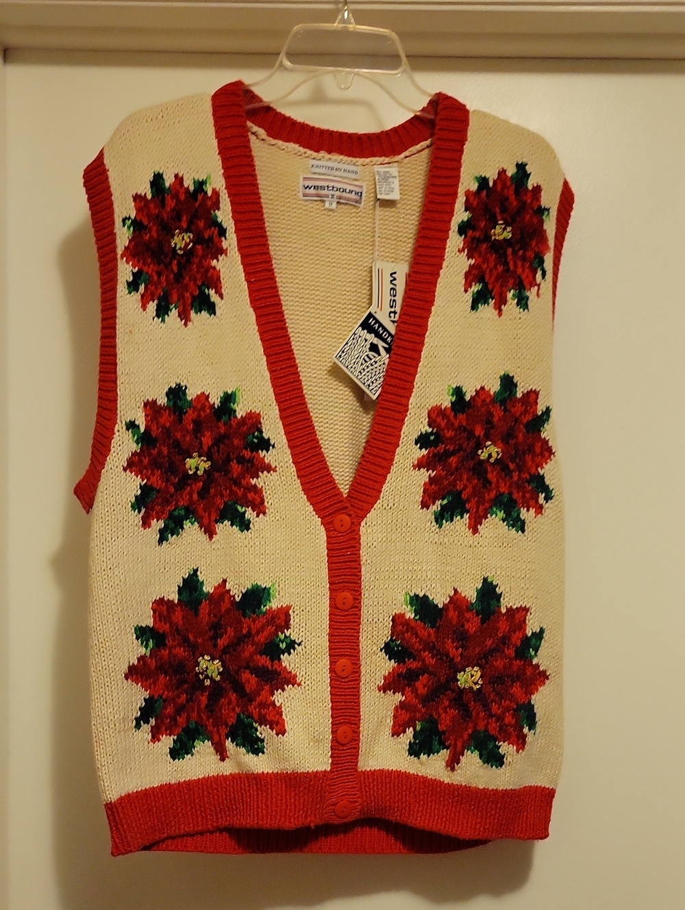 NWT: Westbound Women's  Poinsettia Hand Knit Cream Sweater Vest